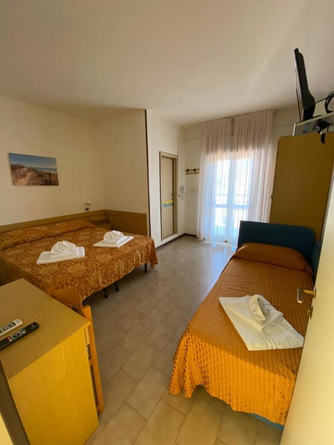Hotel Granada كاتوليكا المظهر الخارجي الصورة