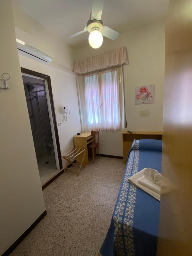 Hotel Granada كاتوليكا المظهر الخارجي الصورة