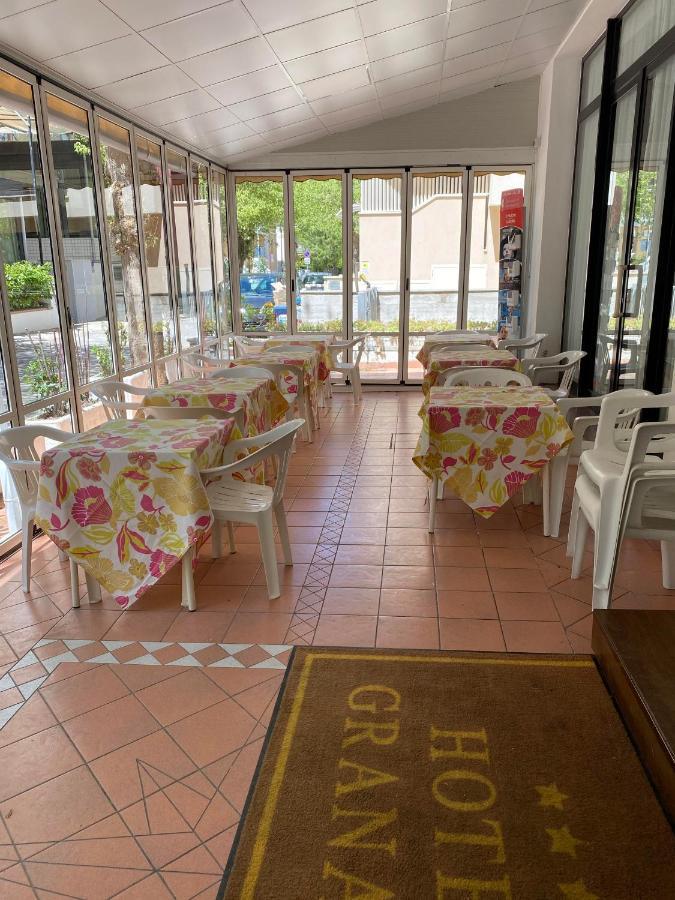 Hotel Granada كاتوليكا المظهر الخارجي الصورة