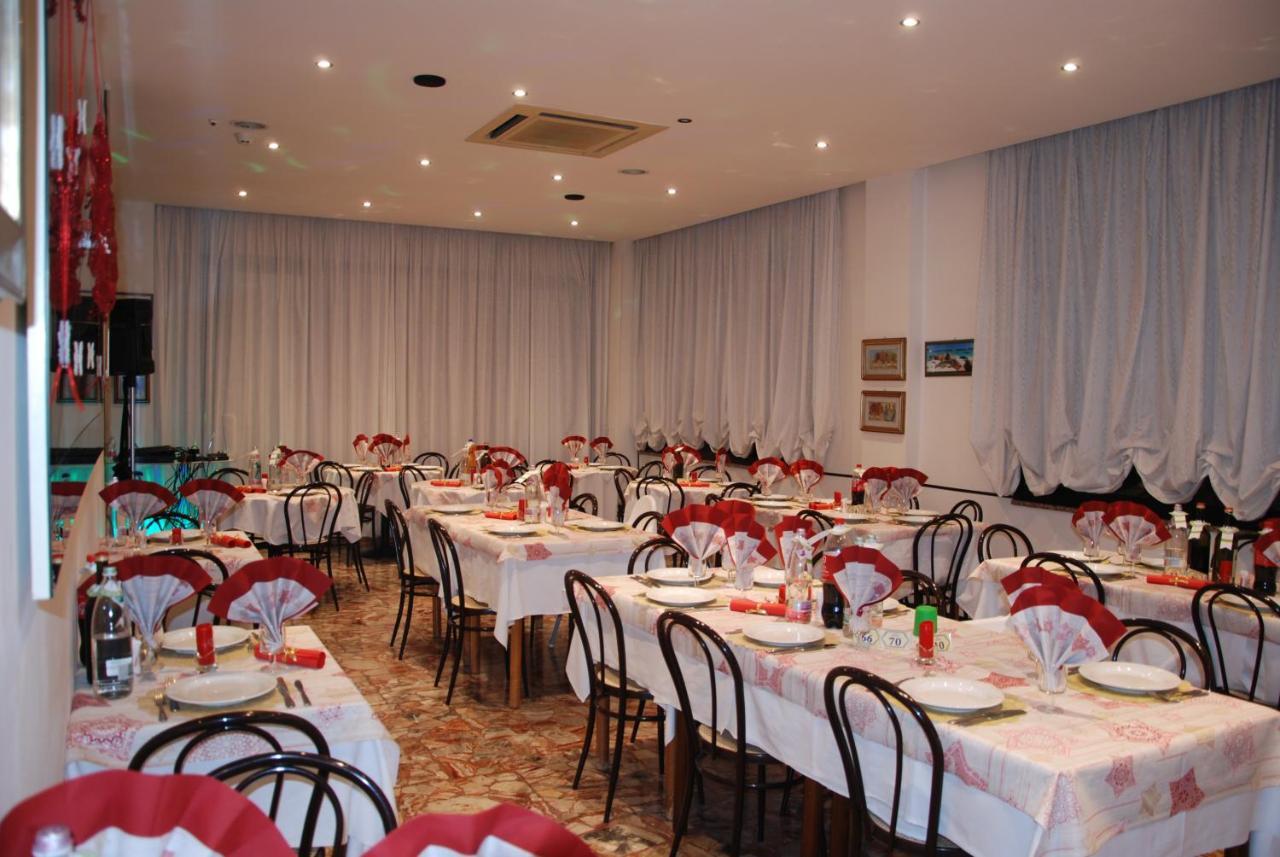 Hotel Granada كاتوليكا المظهر الخارجي الصورة