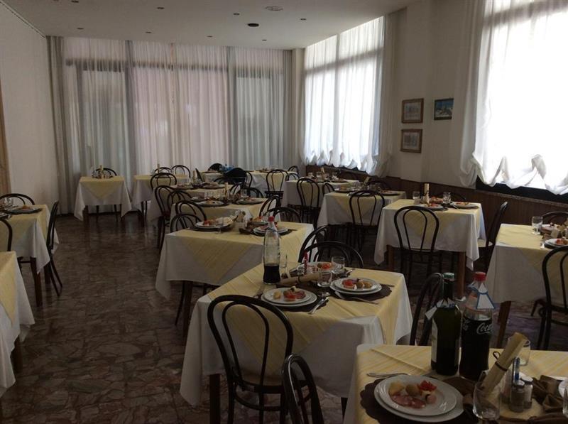 Hotel Granada كاتوليكا المظهر الخارجي الصورة