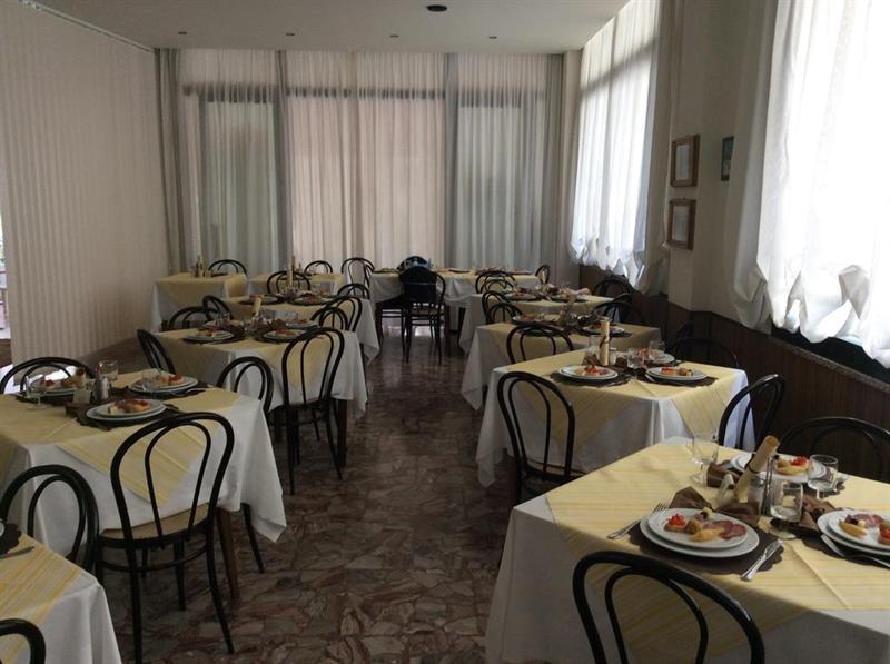 Hotel Granada كاتوليكا المظهر الخارجي الصورة